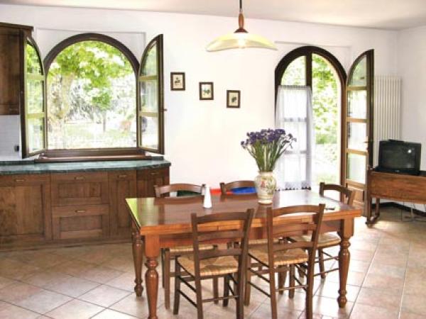 Another Dining View- Letizia