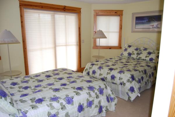 Guest Room 2 Full Beds