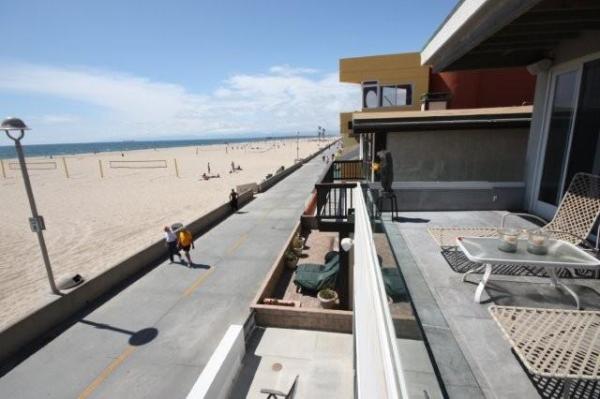 Top Deck outside Master Bedroom