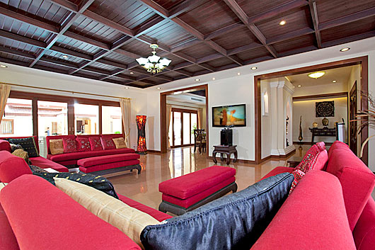 Pratumnak Hill, Pattaya, Vacation Rental Villa