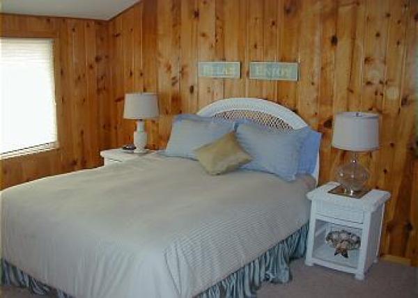 Queen Bedroom with Large Window
