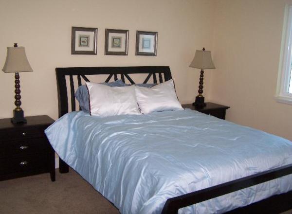 Bedroom: Sleepin' in style!