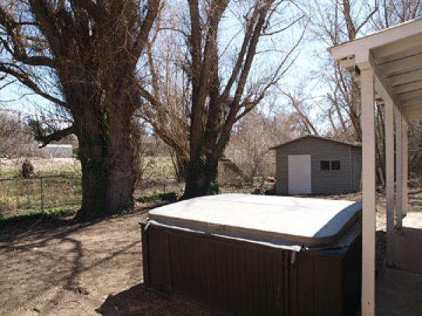Private Hot Tub (wooded backyard along stream)