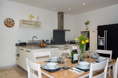 Kitchen and dining table