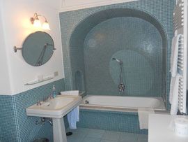 Villa Anacapri bathroom