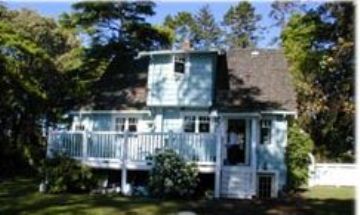 Gordon Head/Saanich, British Columbia, Vacation Rental House