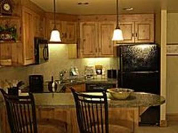Kitchen with granite fully equiped