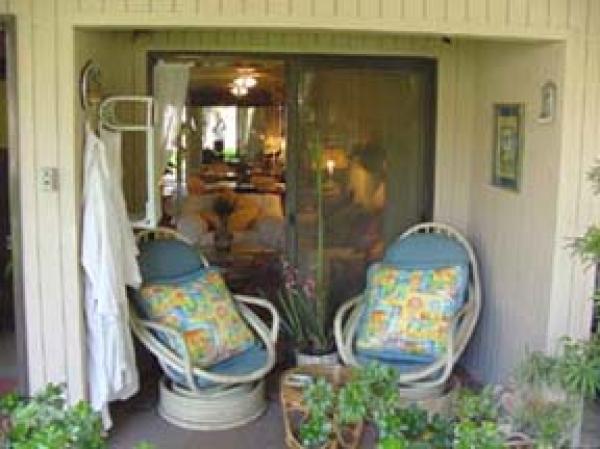 Outside Sitting Area