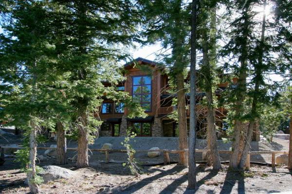 Mammoth Lakes Vacation Rental - Rear