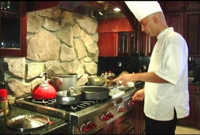 Chef to prepare special gourmet meals for guests