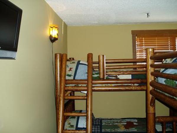 Bedroom #2 - Bunk Beds - Sleeps 4