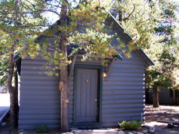 Yellowstone Cabin