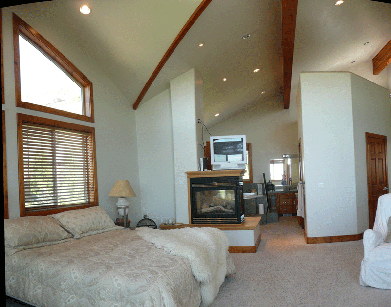 Grand Master Suite, Fireplace, huge spa