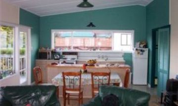 Buffalo Beach, Whitianga, Vacation Rental House