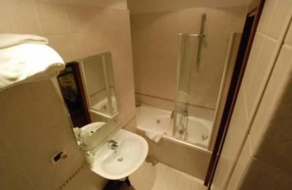 Bathroom 3
