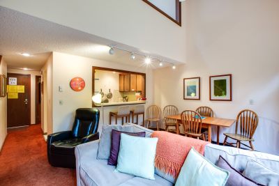 Glacier, Washington, Vacation Rental Condo