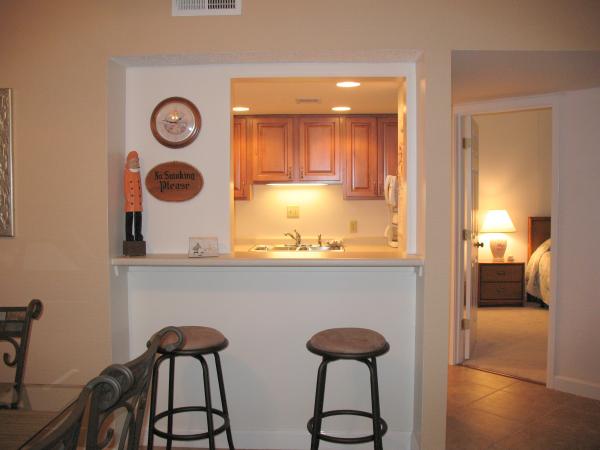Breakfast Bar and Pass Through