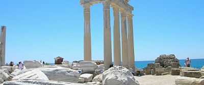 Ancient Turkish ruins beside the sea