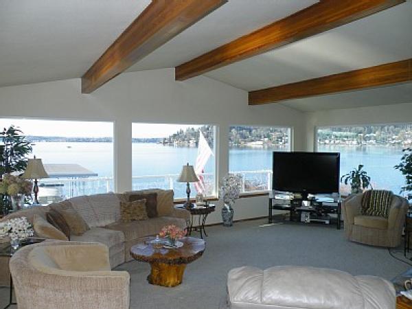 A Living Room in Paradise