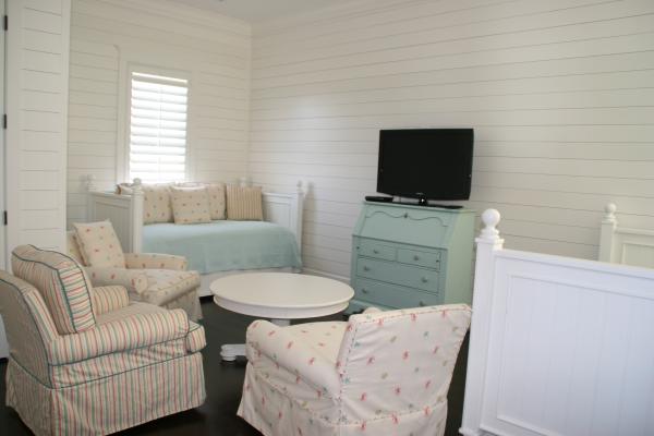 Upstairs Living Area