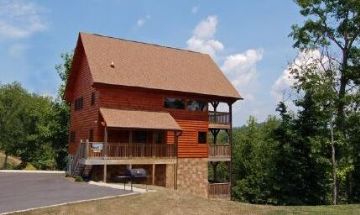 Sevierville, Tennessee, Vacation Rental Cabin