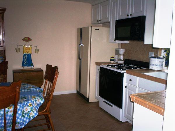 Granny Flat Kitchen