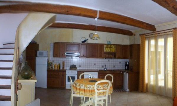 Villevayrac, Languedoc-Roussillon, Vacation Rental Villa