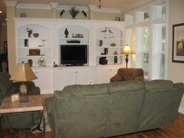 Great Room TV and Sitting Area