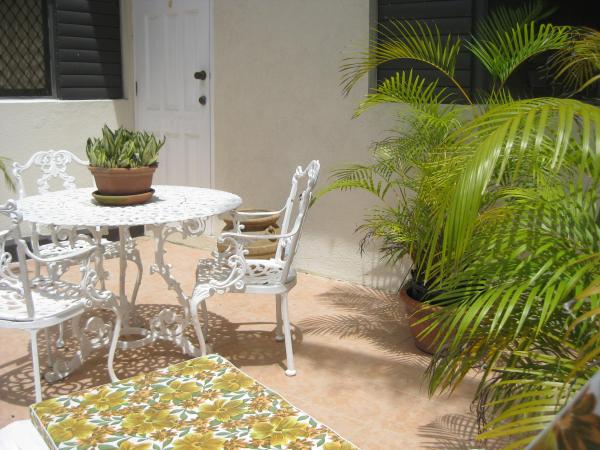 apartment sundeck