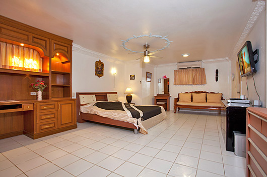 Jomtien Vacation Rentals