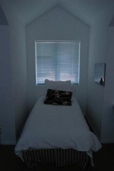 Twin Bed