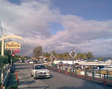 Restaurants near marina