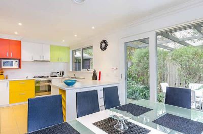 Open plan kitchen and dining area