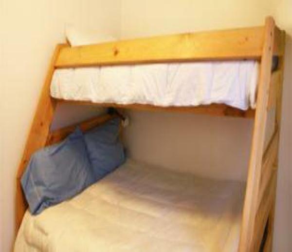 Bedroom4