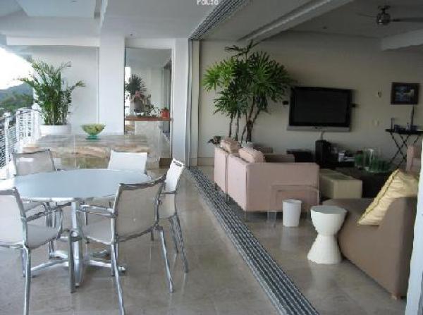 Living Area View 1