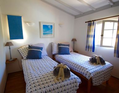 Twin bedroom