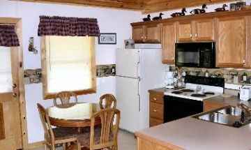 Branson West, Missouri, Vacation Rental Cabin