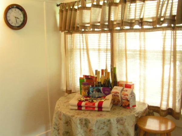 Stay 5 Nights and receive Gift Basket of Goodies