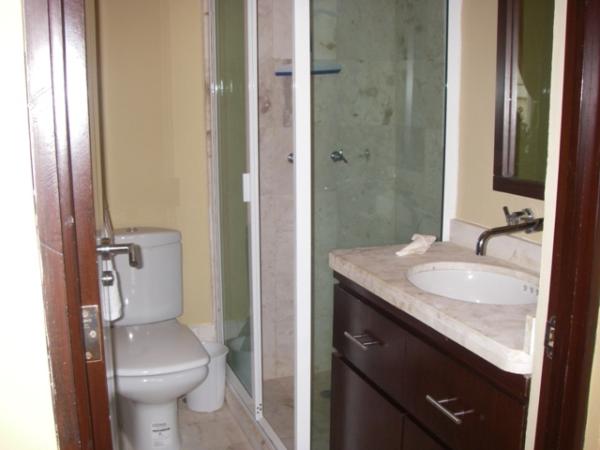 2nd bathroom