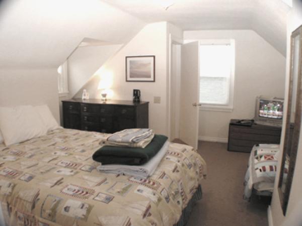 2nd Bedroom