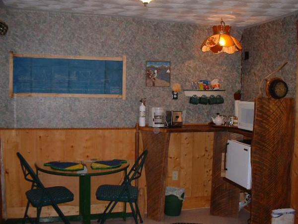 Captain's Quarters  - Kitchenette