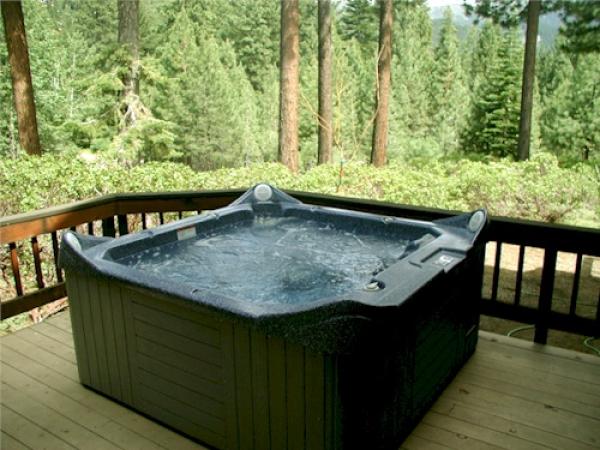 Hot Tub off of Kitchen Deck