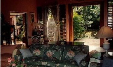 Runaway Bay, St. Ann, Vacation Rental House