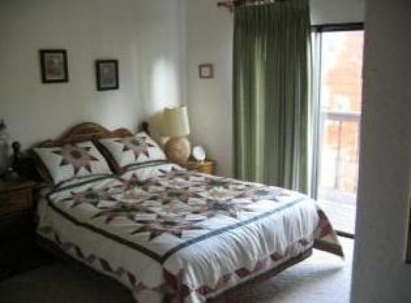 Queen Bedroom