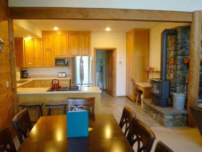 Cabin #7 dining area