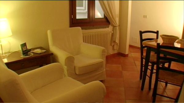 Figaro - Living Room