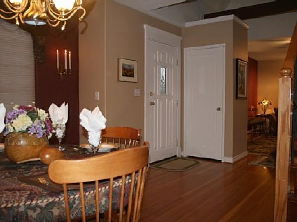 Vernon, British Columbia, Vacation Rental House