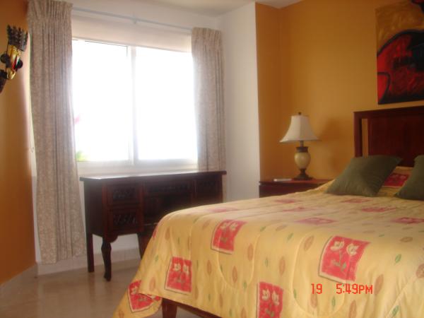 Large Second Bedroom With Quinn Size Bed
