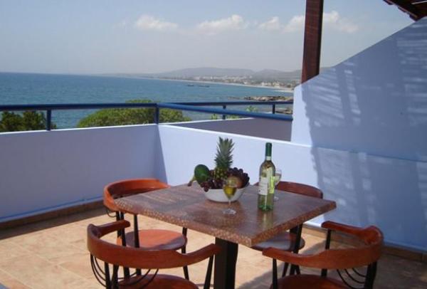 Sitting with View from apartments