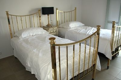 Twin bedroom
